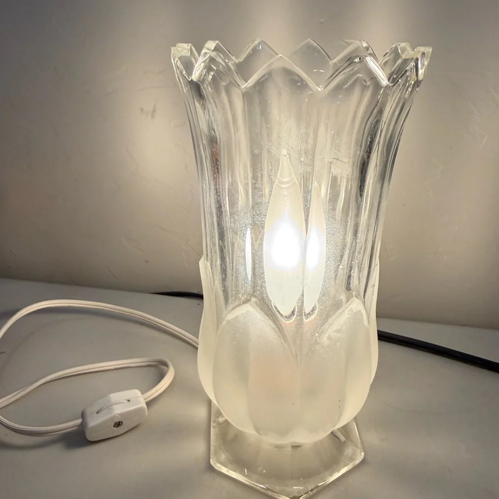 Vintage Crystal Tulip Torchiere style table lamp Clear and Frosted ~8.5” Accent